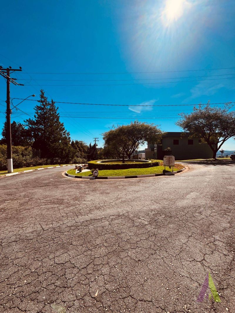 Terreno Plano em Condomínio  Resort de São Roque!