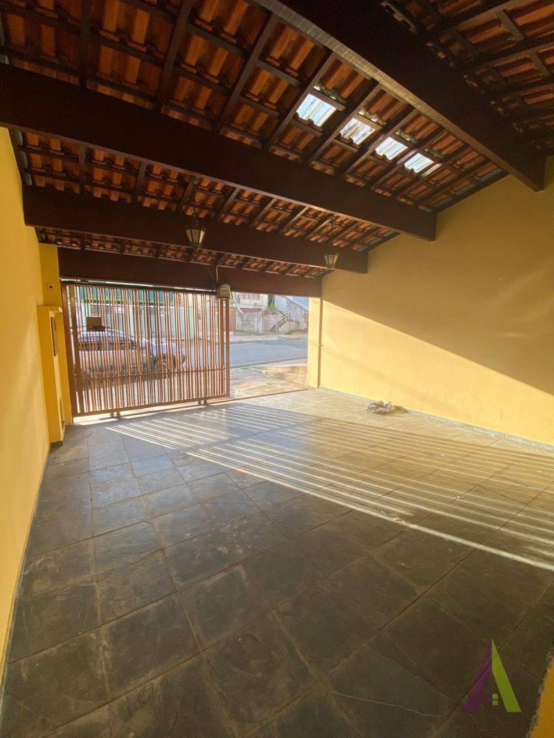 Sobrado em Bairro Nobre de São Roque!
