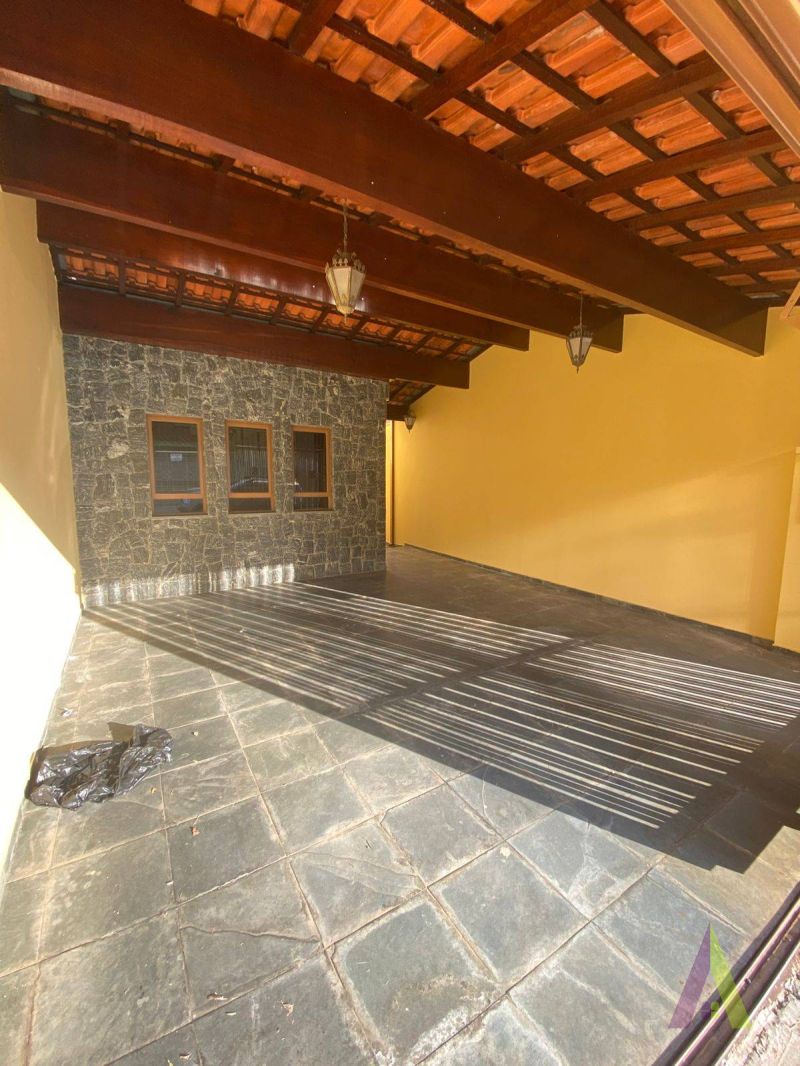 Sobrado em Bairro Nobre de São Roque!