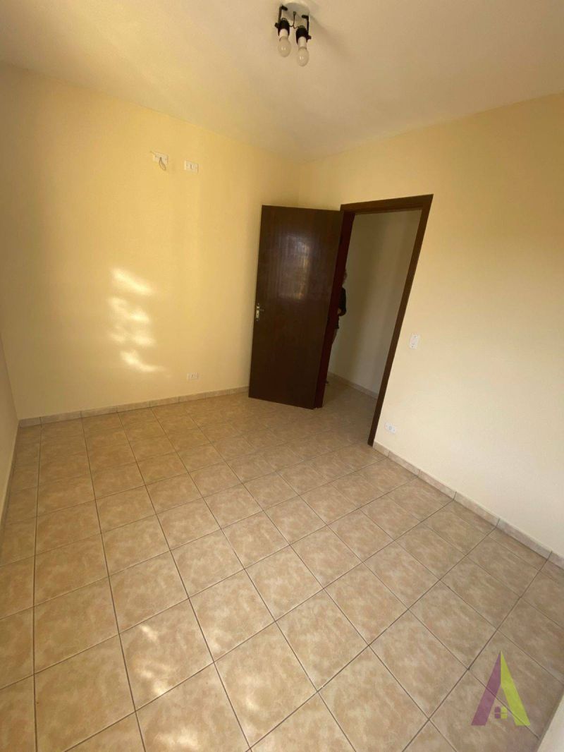 Sobrado em Bairro Nobre de São Roque!