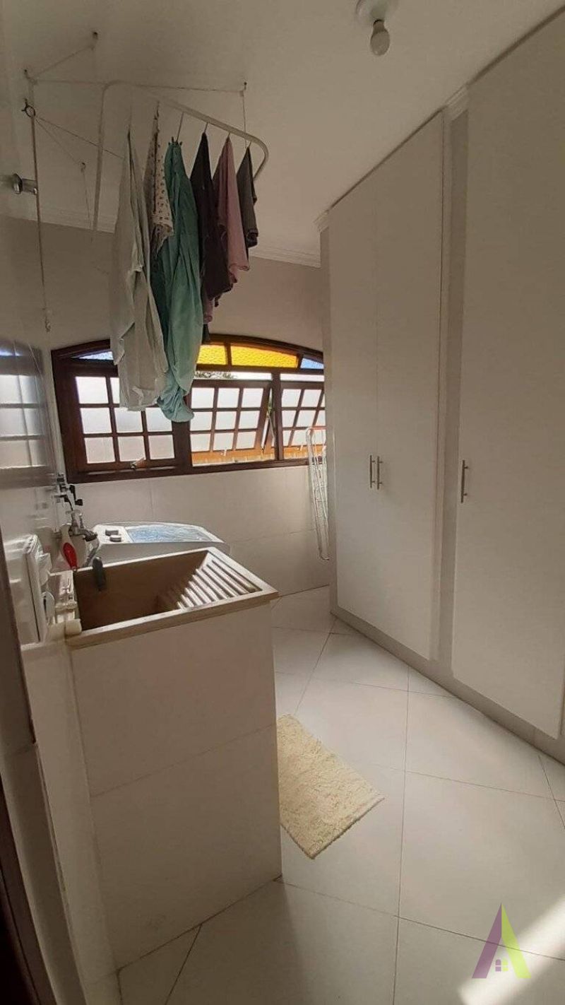ChÃ¡cara no bairro Vila Holf (SÃ£o JoÃ£o Novo) em SÃO ROQUE