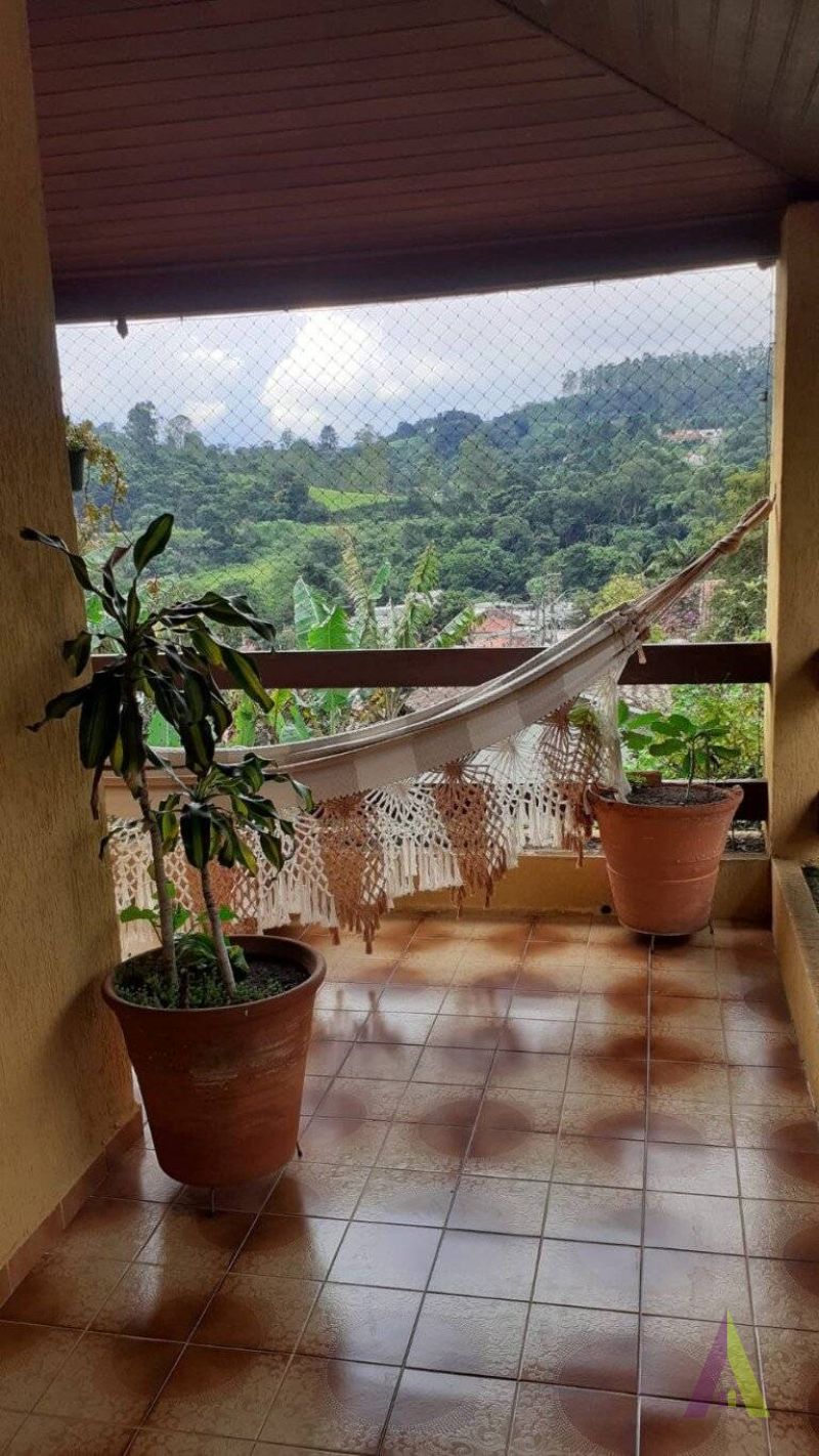 ChÃ¡cara no bairro Vila Holf (SÃ£o JoÃ£o Novo) em SÃO ROQUE