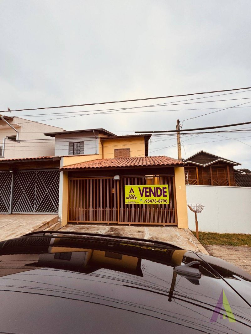 Sobrado em Bairro Nobre de São Roque!
