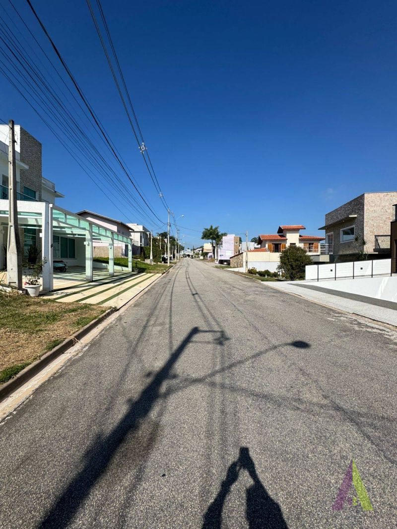 Terreno Plano em Condomínio Fechado de São Roque!
