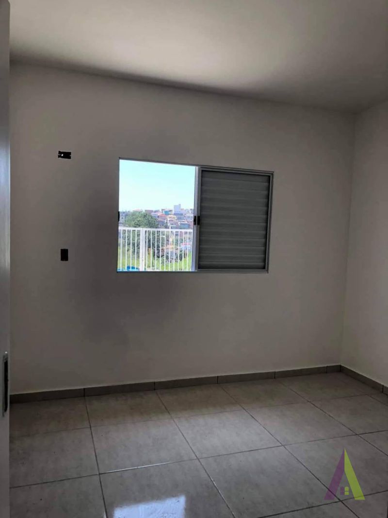 Casa geminada térrea 