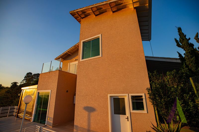Casa Alto Padrão em Condomínio de São Roque!
