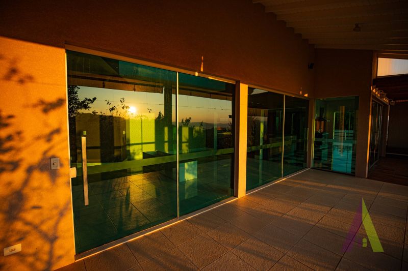 Casa Alto Padrão em Condomínio de São Roque!