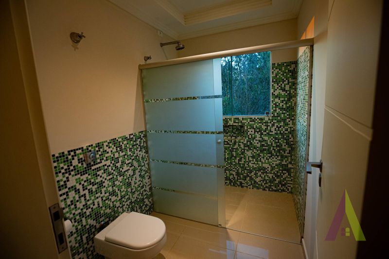 Casa Alto Padrão em Condomínio de São Roque!