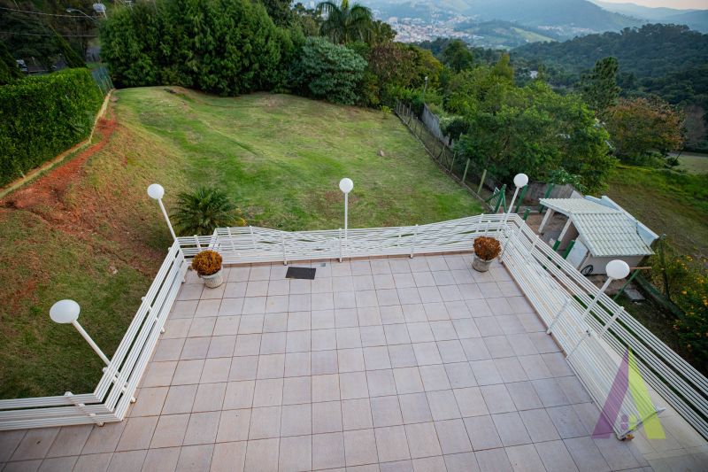 Casa Alto Padrão em Condomínio de São Roque!