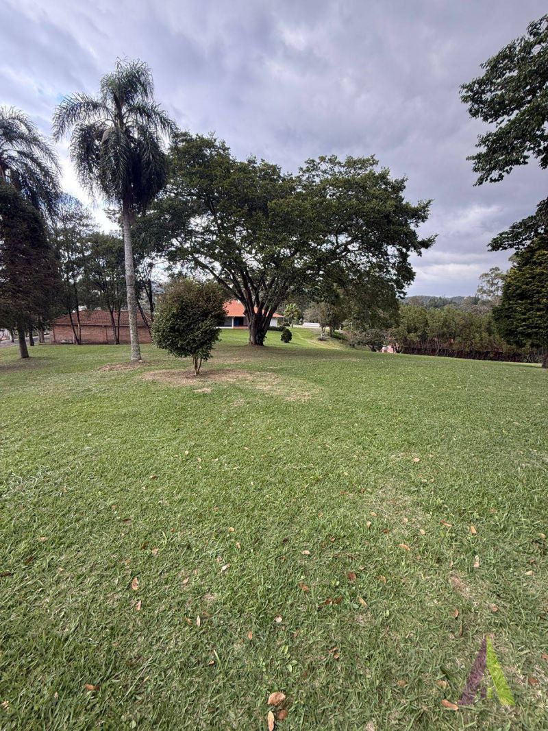 Chácara Documentada em São Roque!