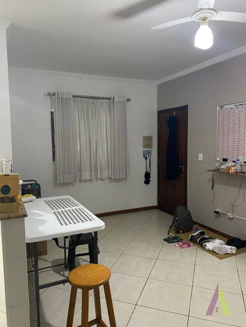Apartamento Térreo no Centro de São Roque!