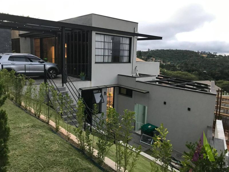 Casa em Condomínio no bairro Alto Da Serra (Mailasqui) em SÃO ROQUE