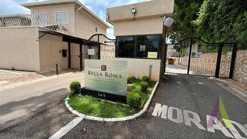 Casa em Condomínio Fechado em São Roque!