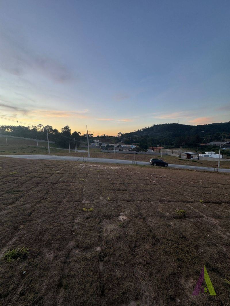 Terreno em Condomínio no bairro Jardim Villaça em SÃO ROQUE