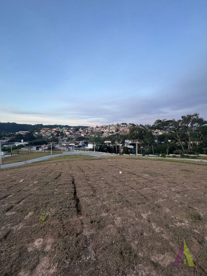 Terreno em Condomínio no bairro Jardim Villaça em SÃO ROQUE