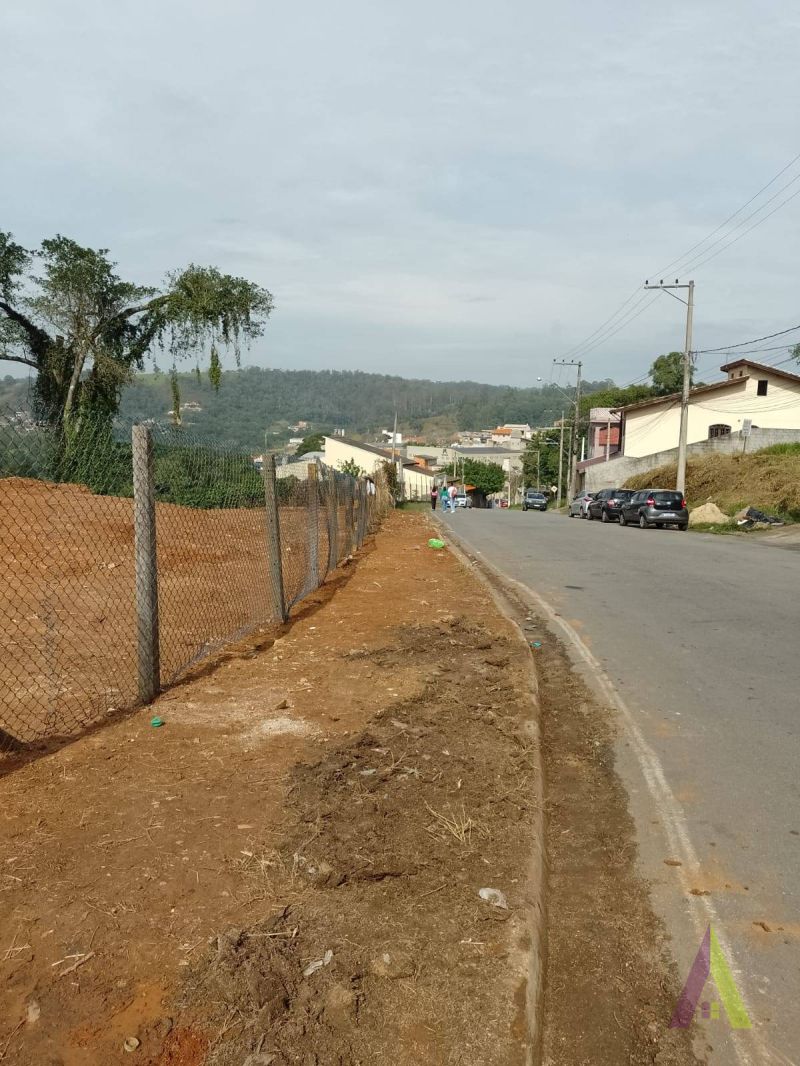 Terreno no bairro São Roque Country Club I em MAIRINQUE