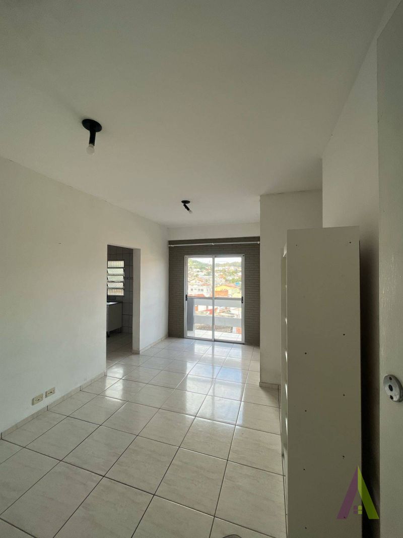 Apartamento em Bairro Tradicional de São Roque!