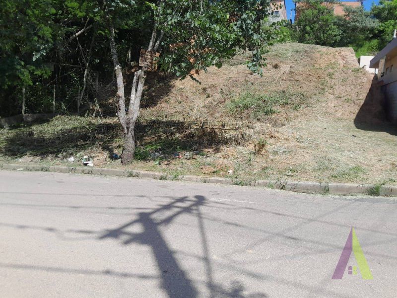 Terreno no bairro Jardim Vinhas Do Sol (Mailasqui) em SÃO ROQUE