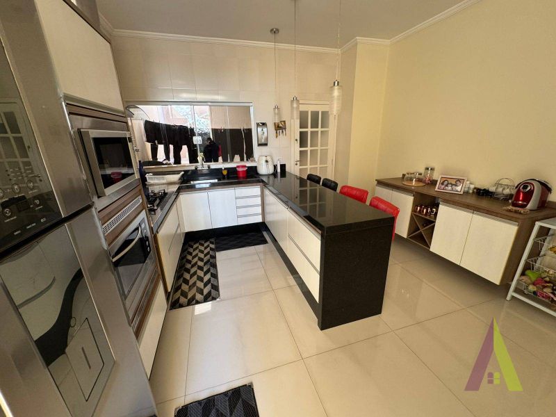 Casa no bairro Jardim Esther em SÃO ROQUE