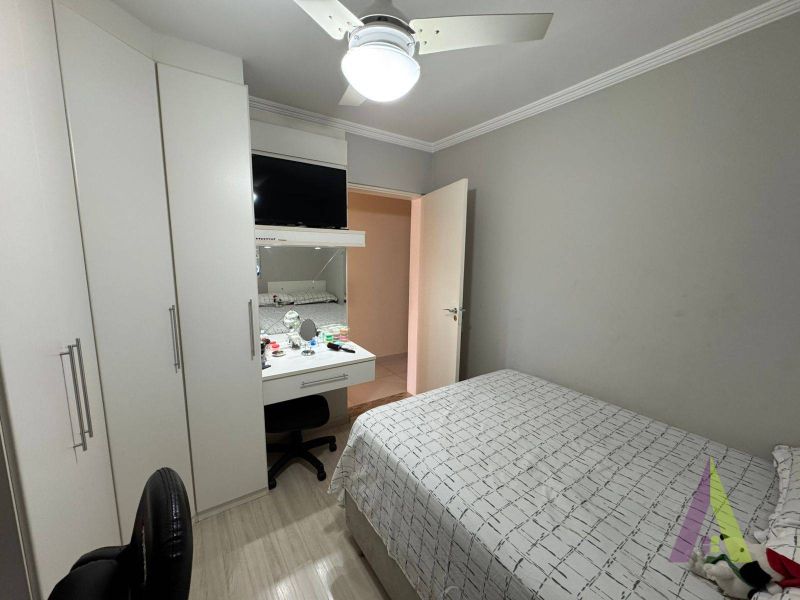 Casa no bairro Jardim Esther em SÃO ROQUE