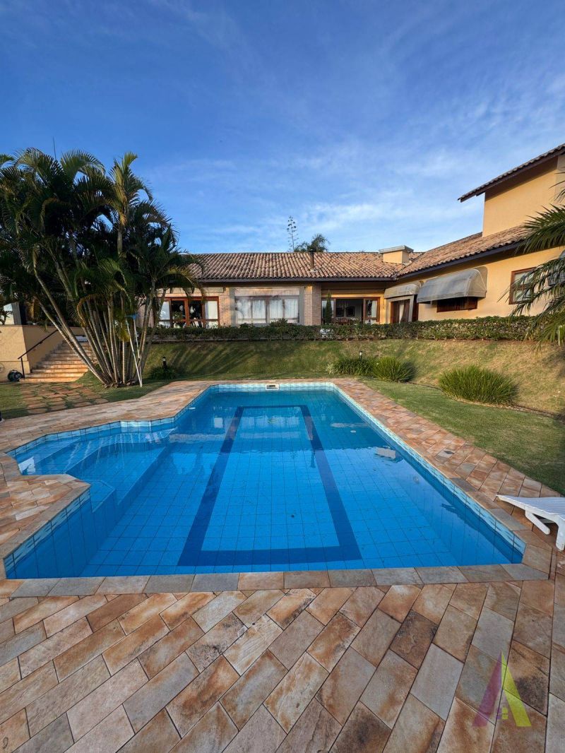 Casa Térrea em Condomínio de Alto Pedrão em São Roque!