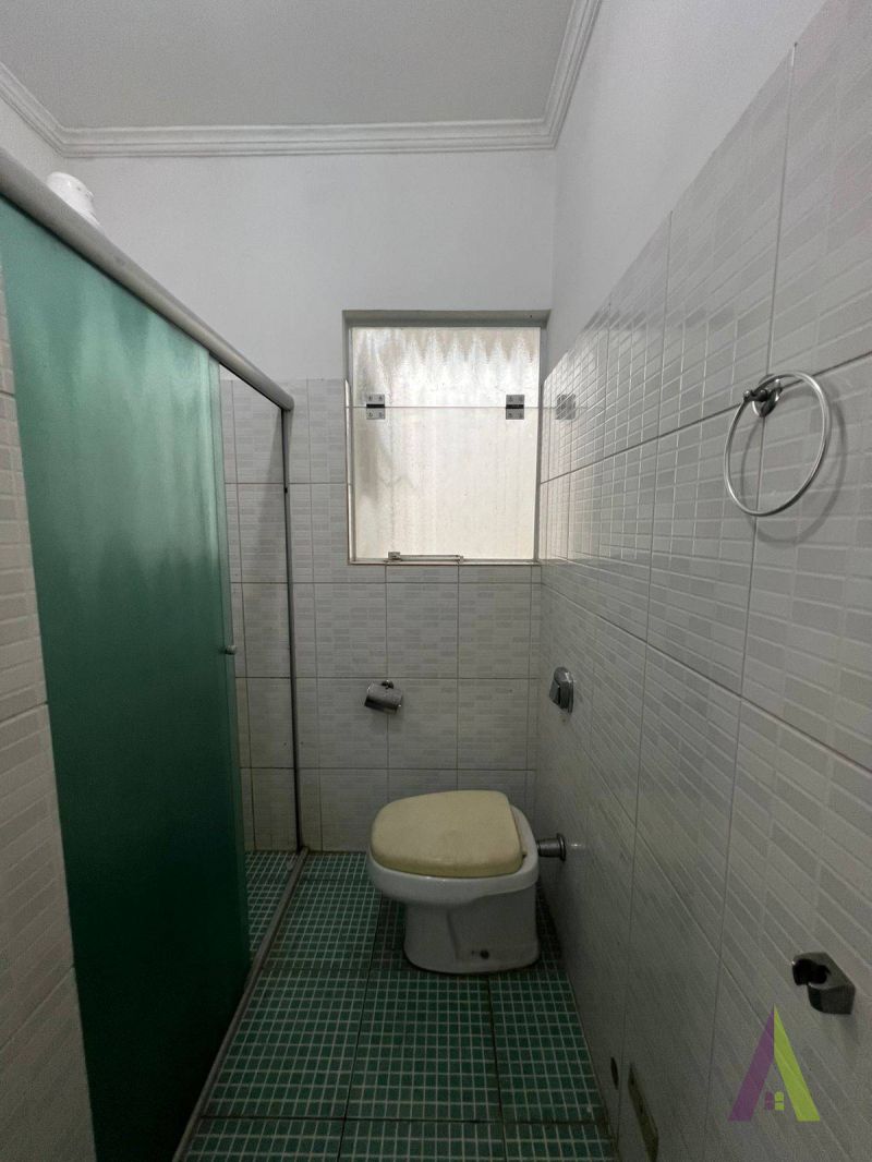 Sobrado no Centro de São Roque!