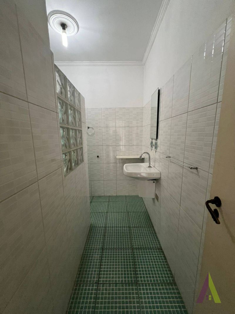 Sobrado no Centro de São Roque!
