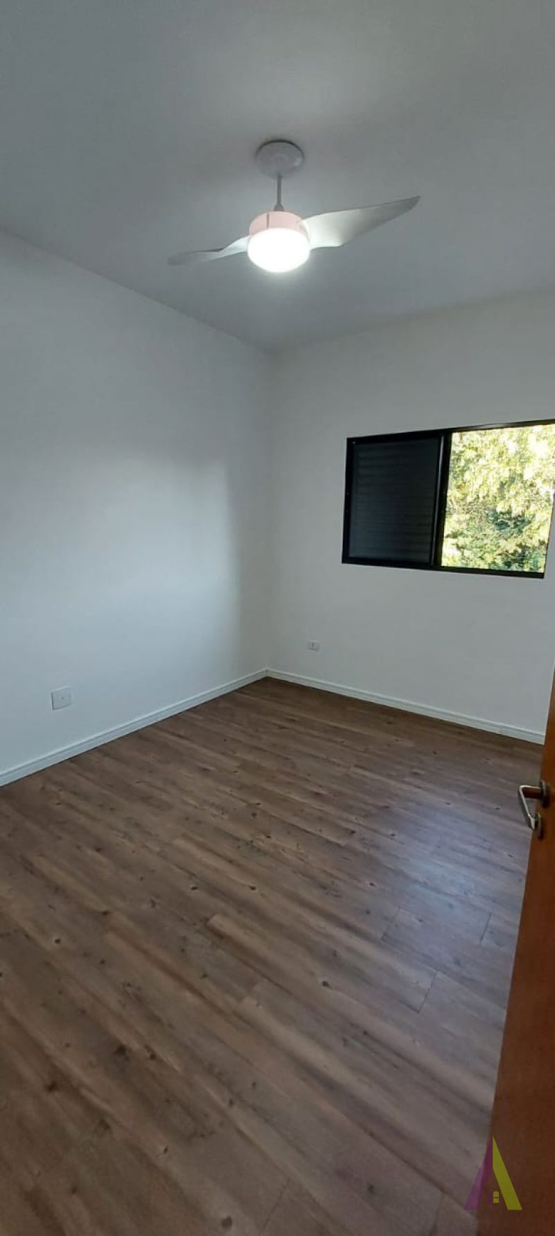 Apartamento na Estrada do Vinho em São Roque!