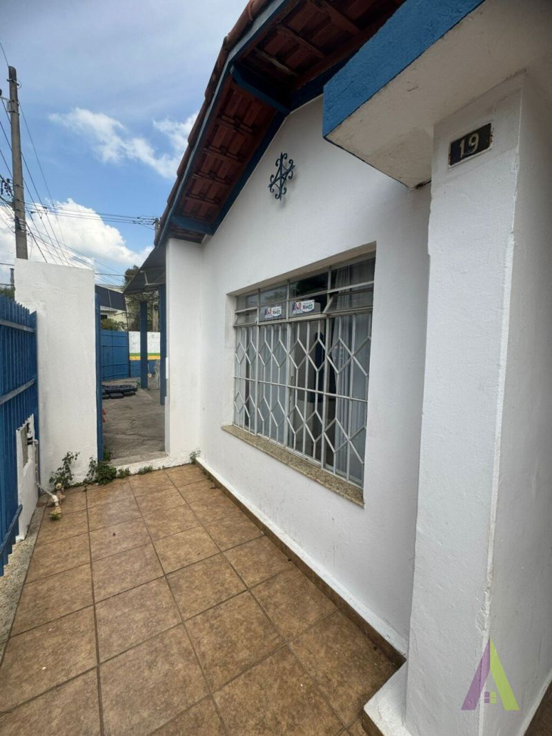 Galpão em Avenida Comercial de São Roque! 
