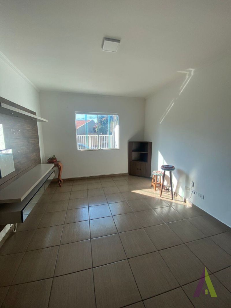 Casa em Bairro Tradicional de São Roque! 