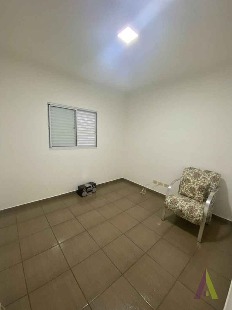 Casa em Bairro Tradicional de São Roque! 