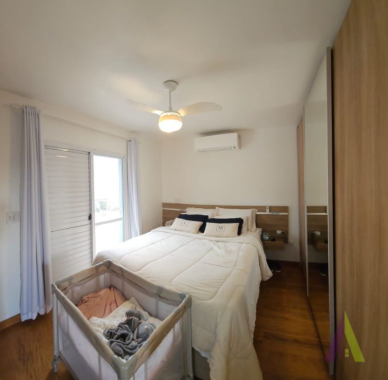 Casa em Condomínio Fechado de São Roque!