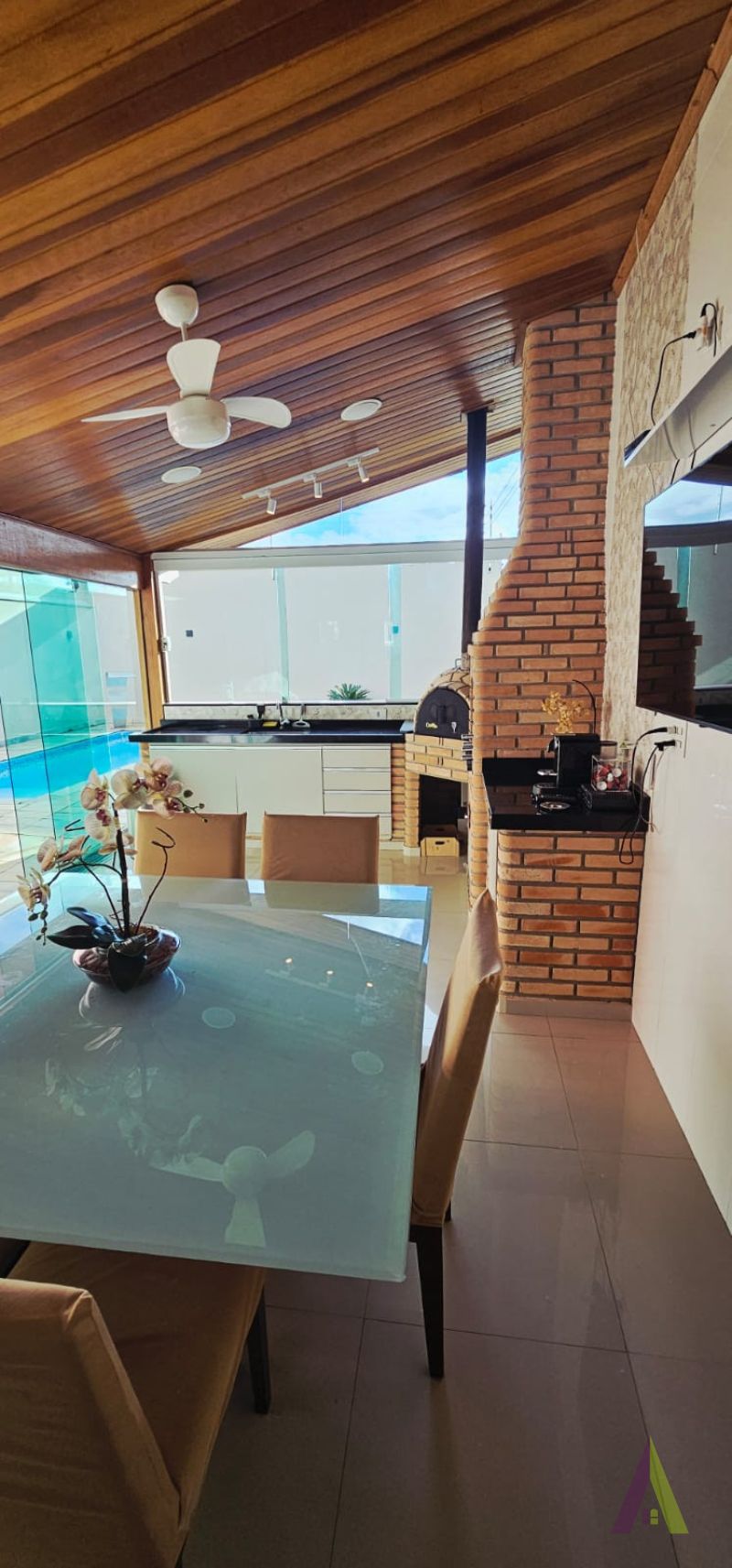 Casa em Condomínio Fechado de São Roque!