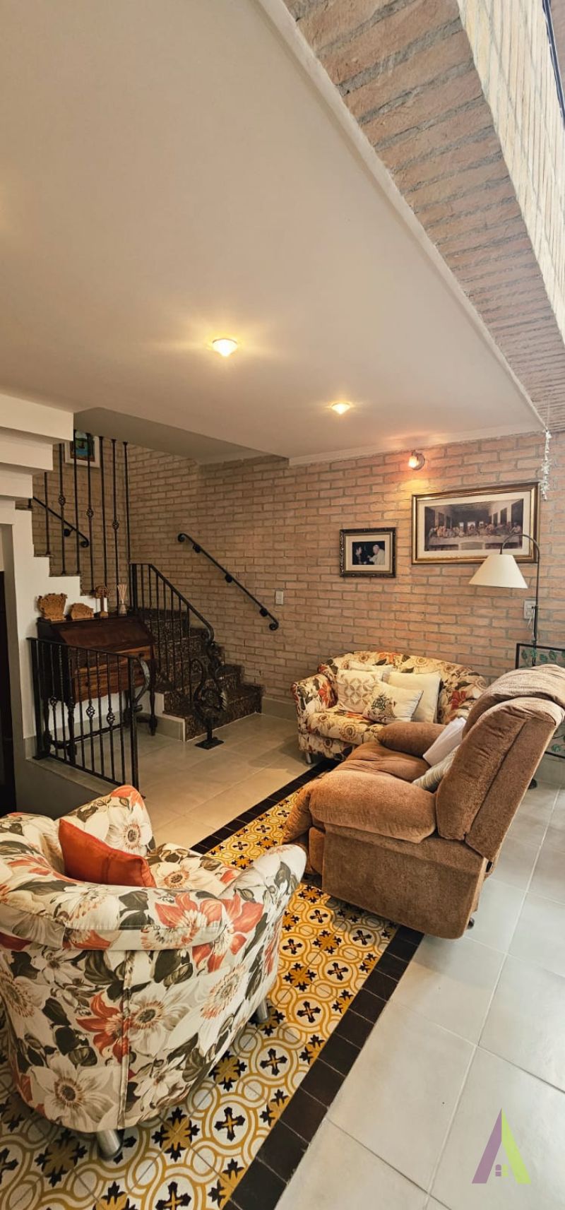 Casa de Alto Padrão em Condomínio Fechado de São Roque!