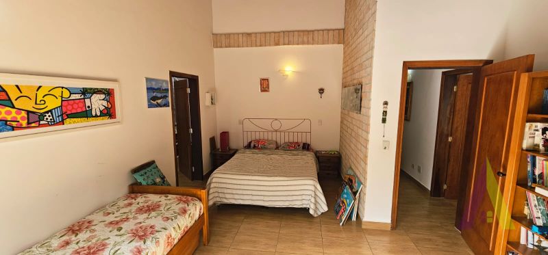 Casa de Alto Padrão em Condomínio Fechado de São Roque!