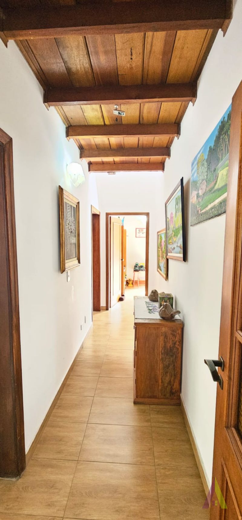 Casa de Alto Padrão em Condomínio Fechado de São Roque!