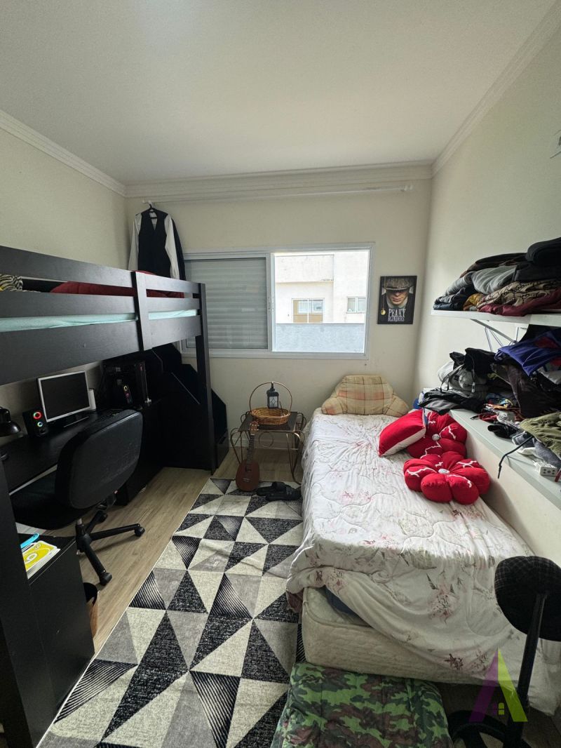 Casa em Condomínio no bairro Vila Santa Rosália em SÃO ROQUE