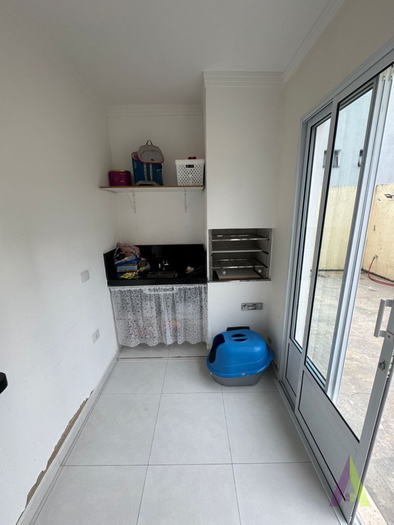 Casa em Condomínio no bairro Vila Santa Rosália em SÃO ROQUE
