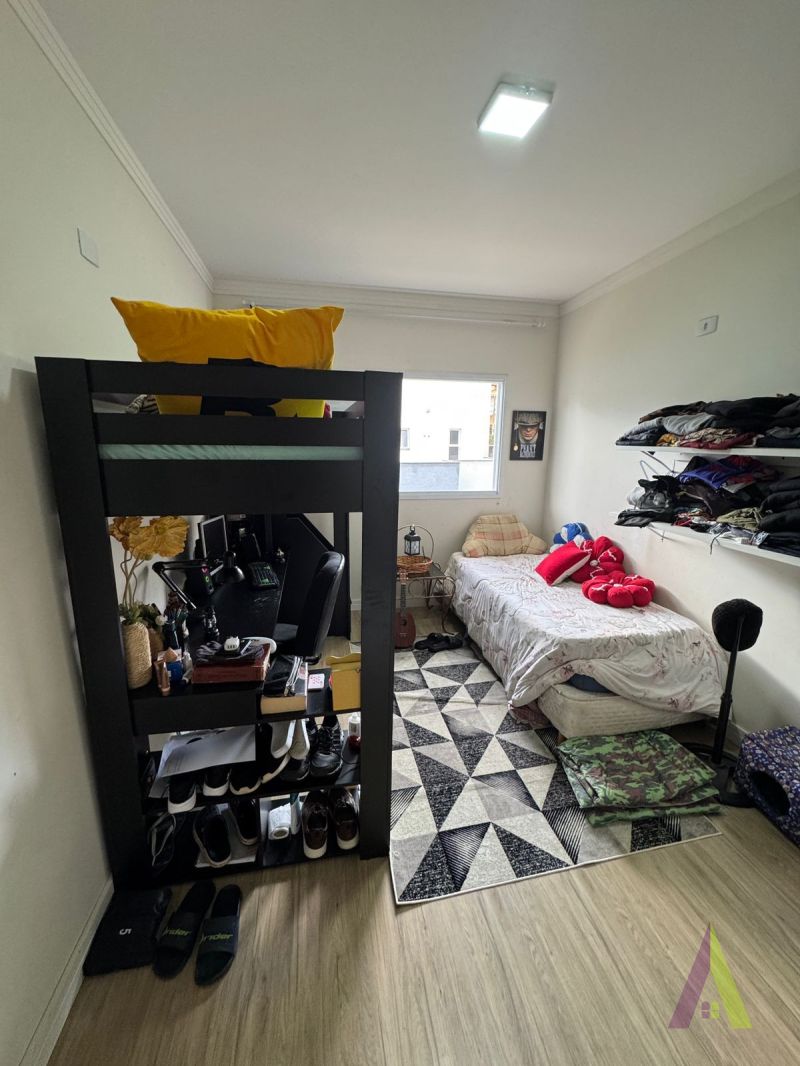Casa em Condomínio no bairro Vila Santa Rosália em SÃO ROQUE