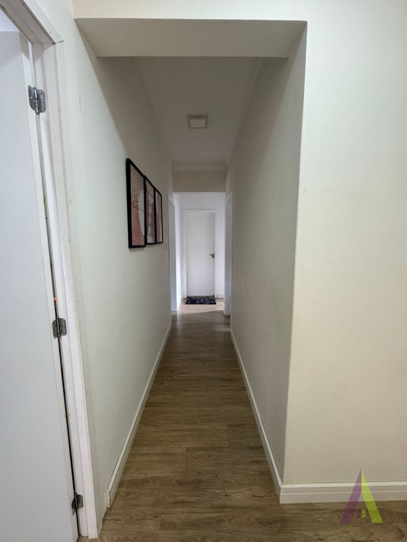 Casa em Condomínio no bairro Vila Santa Rosália em SÃO ROQUE
