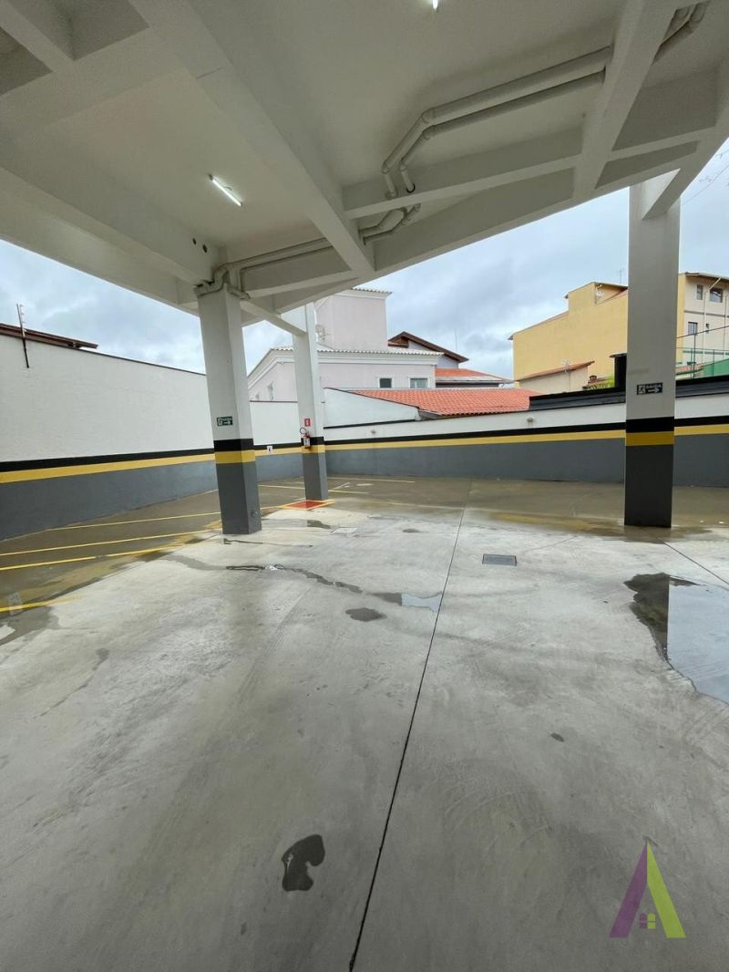 Apartamento em Bairro Tradicional de São Roque!