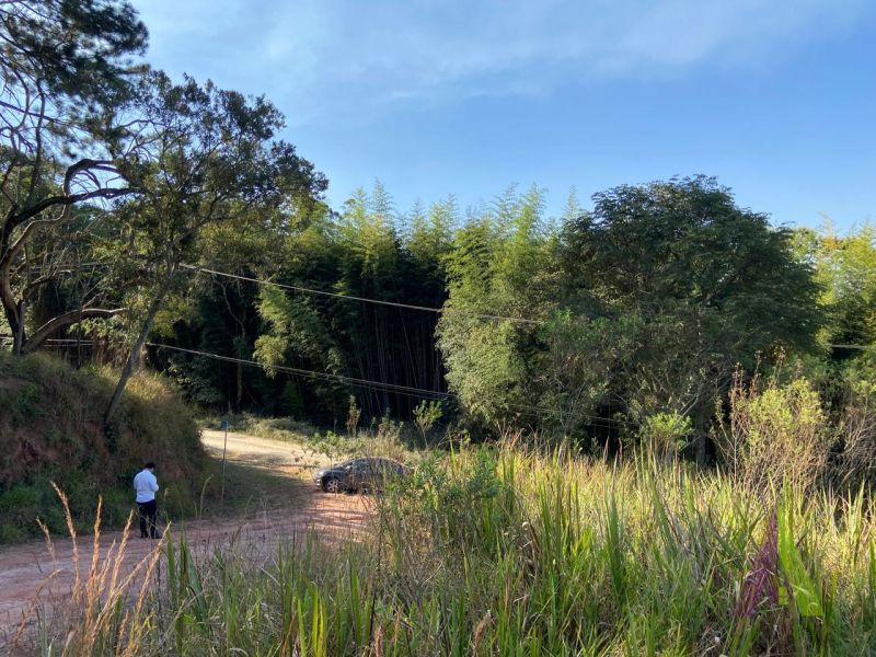 Terreno com Topografia Privilegiada em São Roque!