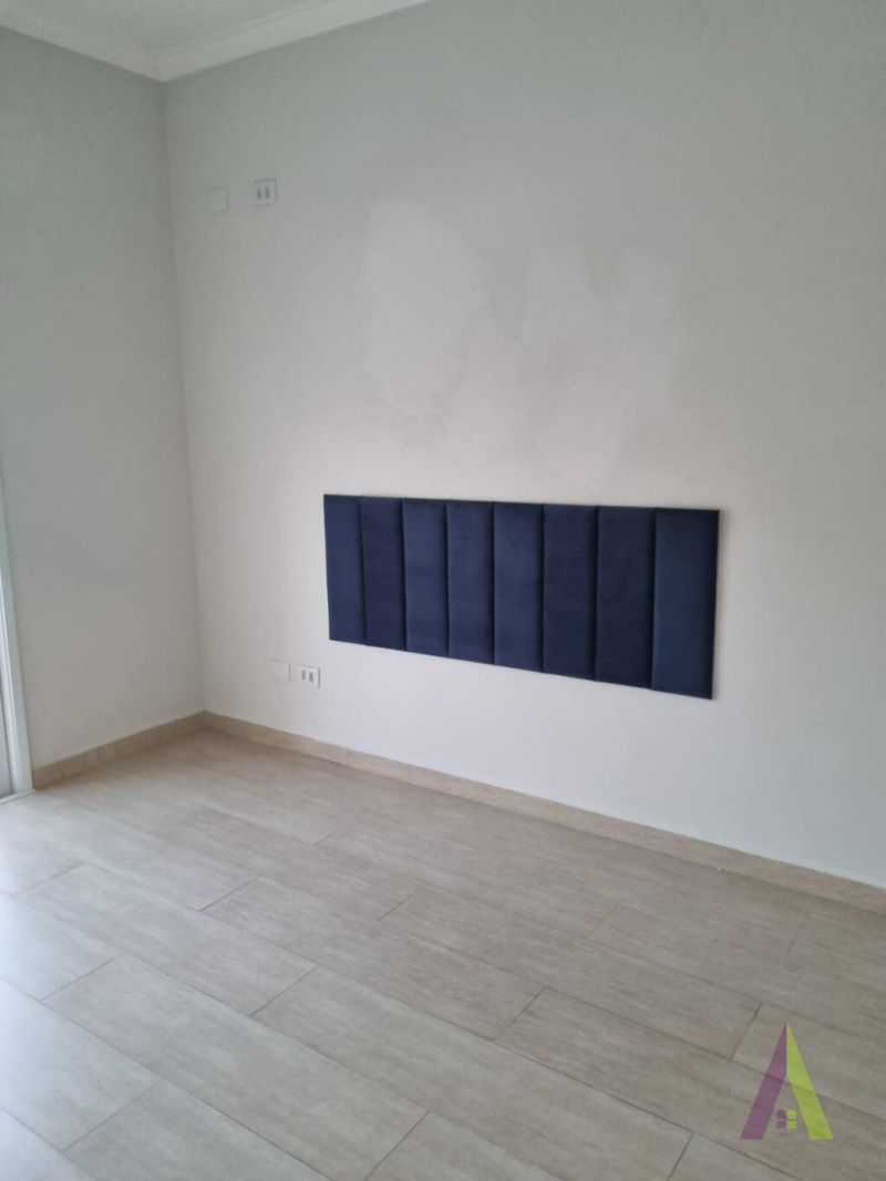 Sobrado em Condomínio de Alto Padrão em São Roque!