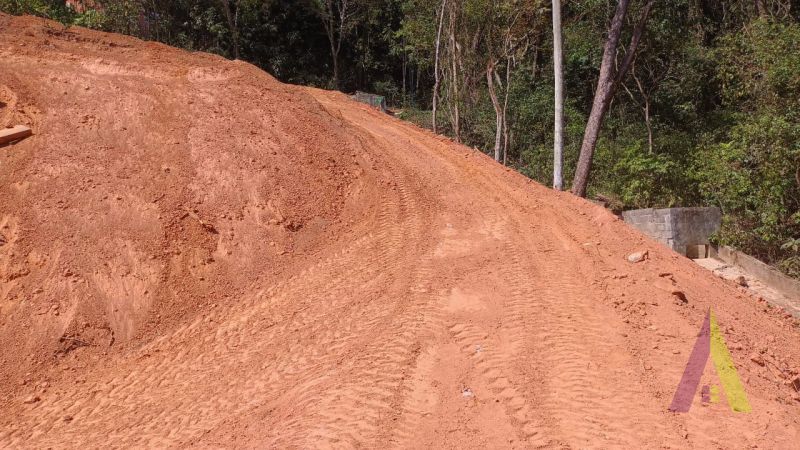 Terreno em Condomínio no bairro Engenho em ARAÇARIGUAMA