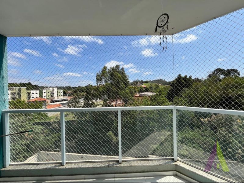 Apartamento Rico em Planejados em São Roque!