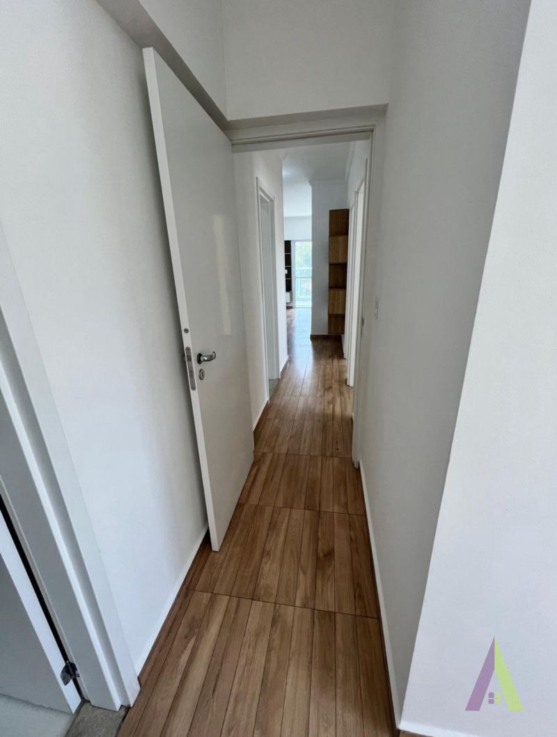 Apartamento Rico em Planejados em São Roque!