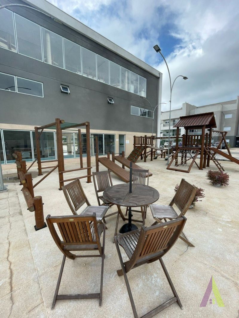 Apartamento Duplex em Condomínio Resort de São Roque!