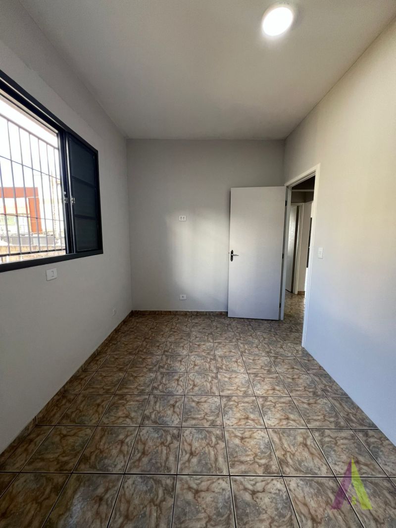 Casa Térrea em Bairro Tradicional de São Roque!