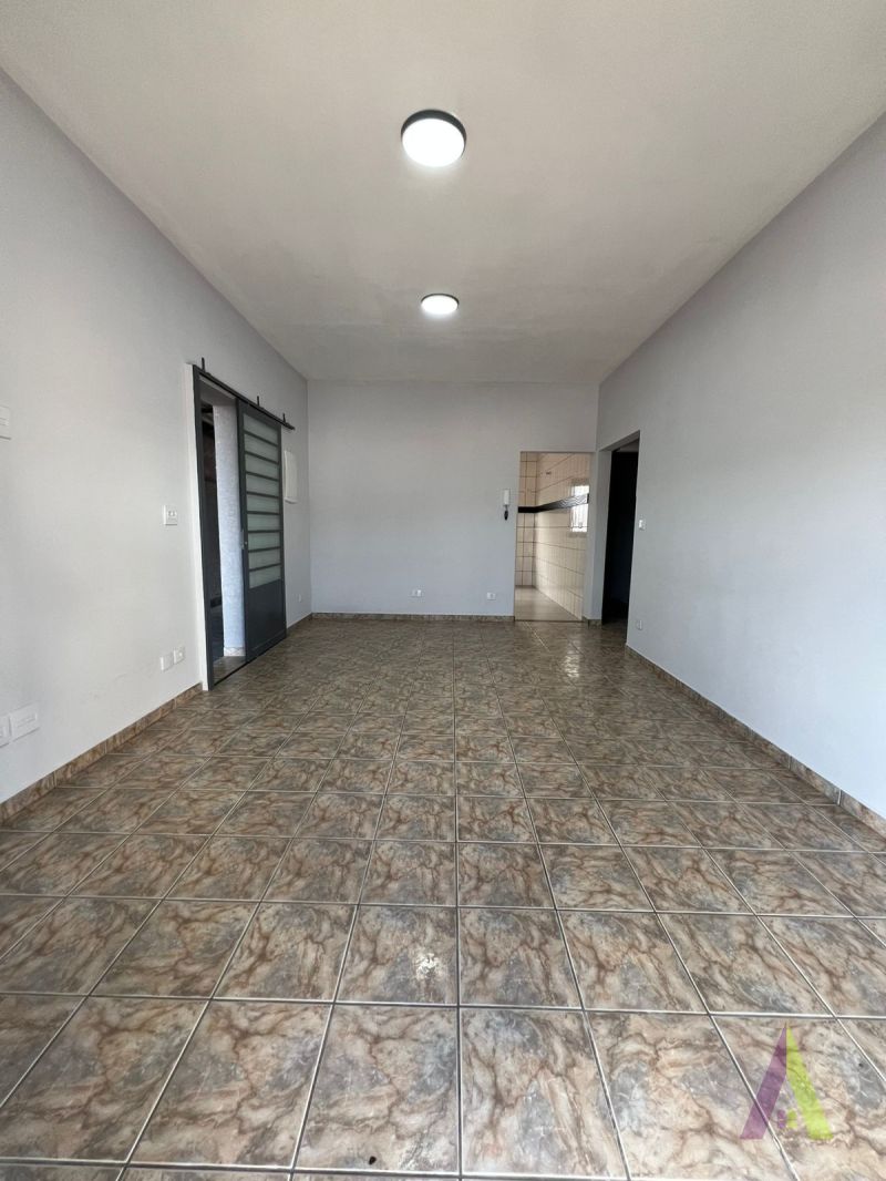 Casa Térrea em Bairro Tradicional de São Roque!