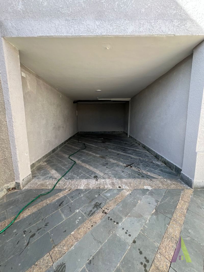 Casa Térrea em Bairro Tradicional de São Roque!